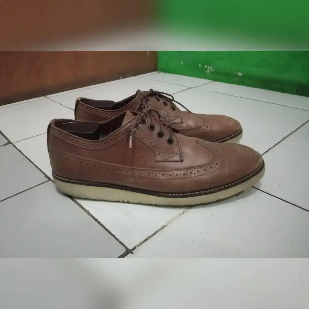 Sepatu kulit casual sneakers size 44 original zevin