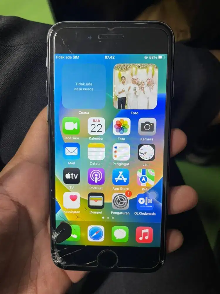 Dijual Iphone 8 64 GB ex Inter (all operator)