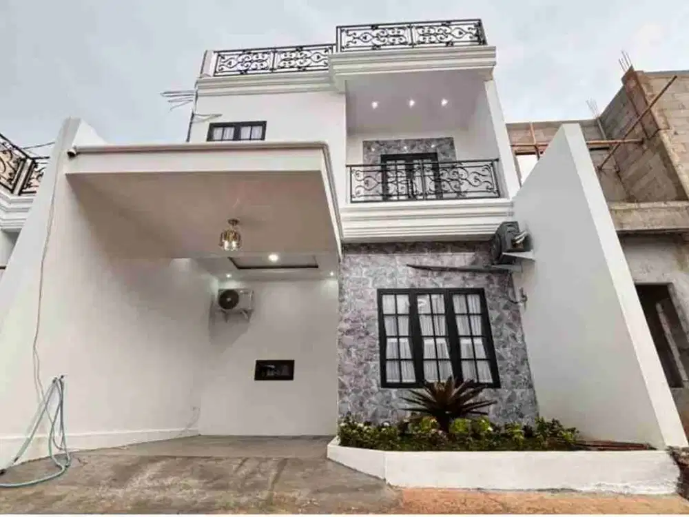 Dijual Rumah 2.5 Lantai + Rooftop Luas, Free Biaya-biaya, 5 Menit ke Tol Cibubur dan Cijago, Lokasi Pinggir Jalan Utama, Fasilitas Lengkap
