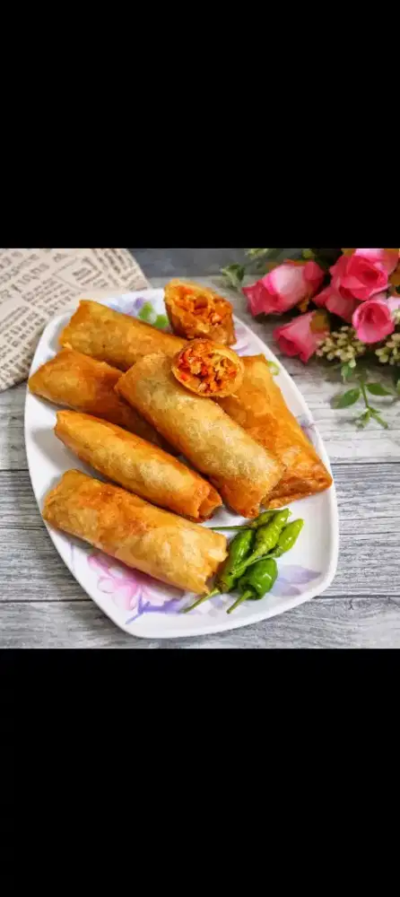 Lumpia ayam suwir