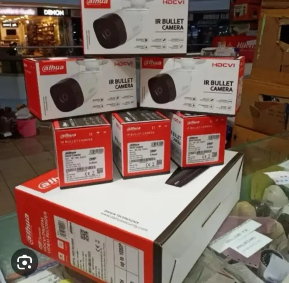 RUMAH DILENGKAPI KEAMANAN CCTV SITUASI JADI AMAN