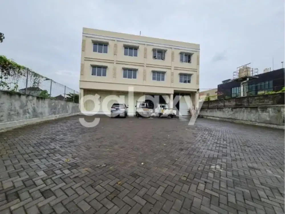 RUKO BARU STRATEGIS RAYA TEUKU UMAR BARAT KEROBOKAN BADUNG, BALI