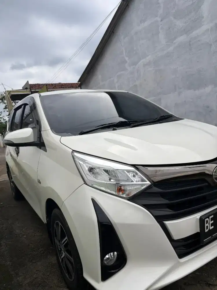 Calya G tahun 2022 warna putih