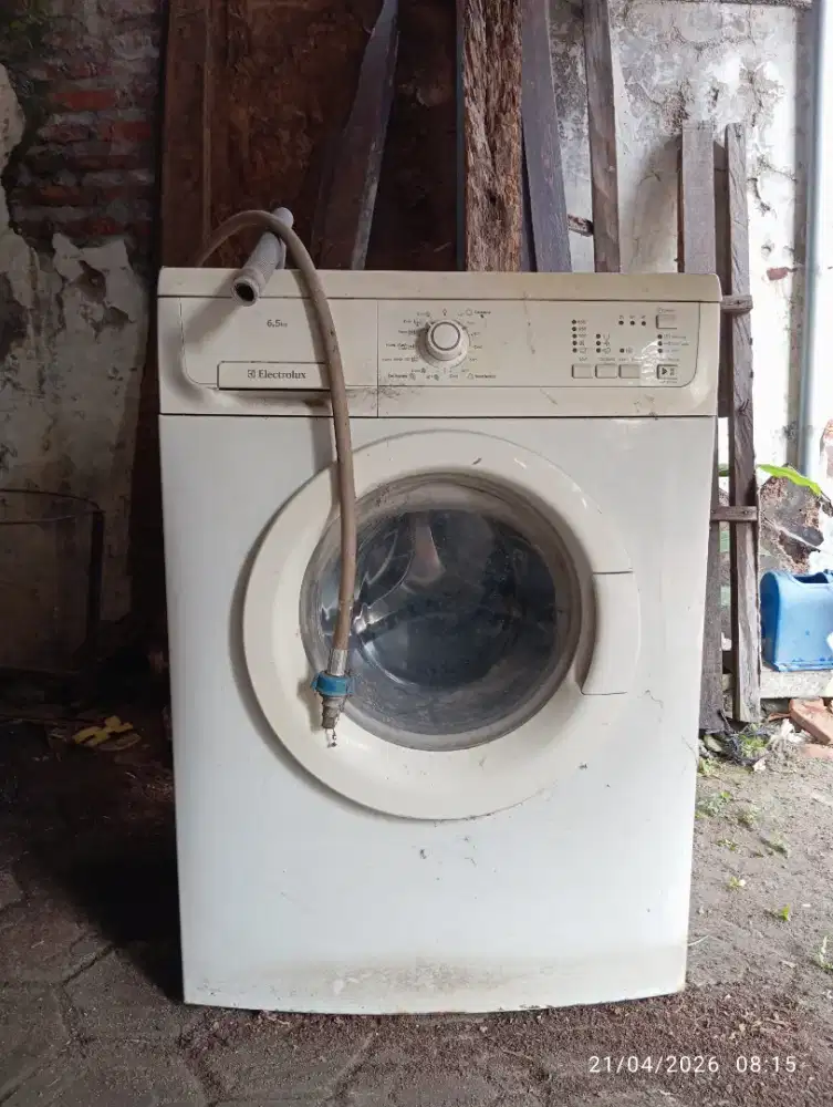 Mesin cuci Electrolux