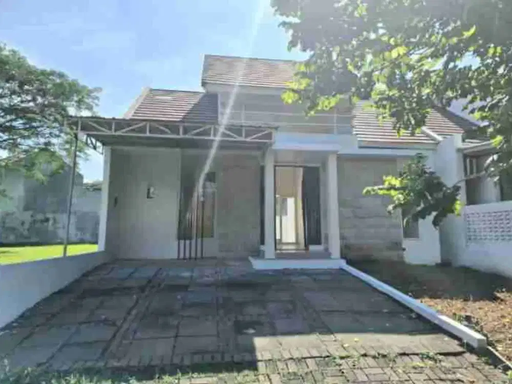 Disewakan Rumah di PALMA CLASSICA, CITRALAND
Cocok buat perkantoran , usaha catering atau buat salon dan rumah tinggal
Dekat jalan raya doubel way