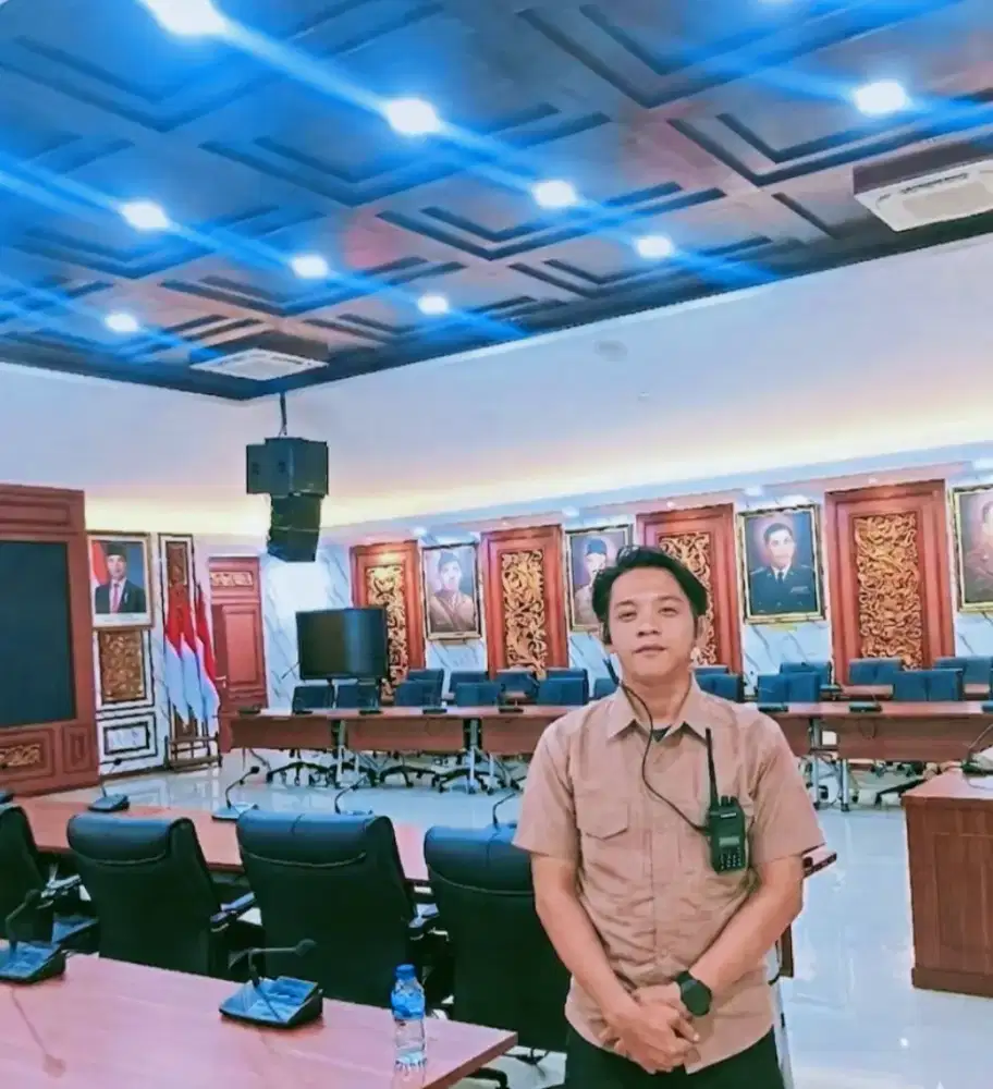 Mencari pekerjaan sebagai supir kantor