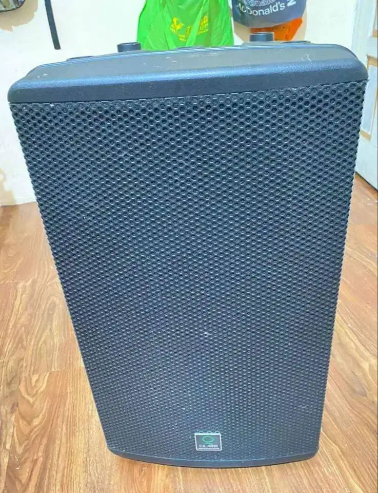Jual 1 unit Speaker Active Qube 15