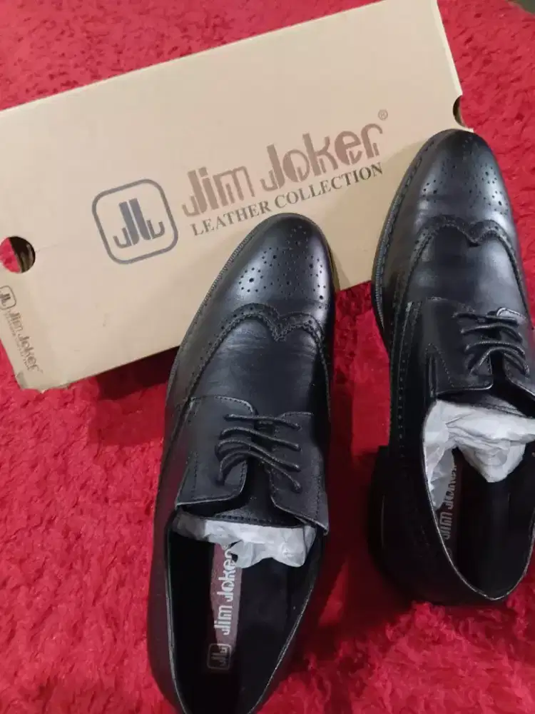 Sepatu jim joker size 44 black ori