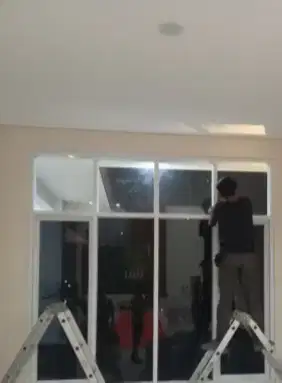 Kaca Film One way Panggilan Kacafilm Kantor Sticker Gedung Stiker UV