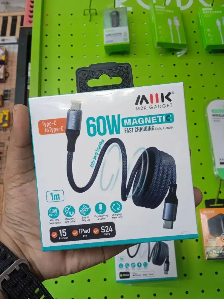 M2k MAGNETIC CABLE MAGNETIC CABLE 60 W TYPE C TO C SUPER FAST CHARGING