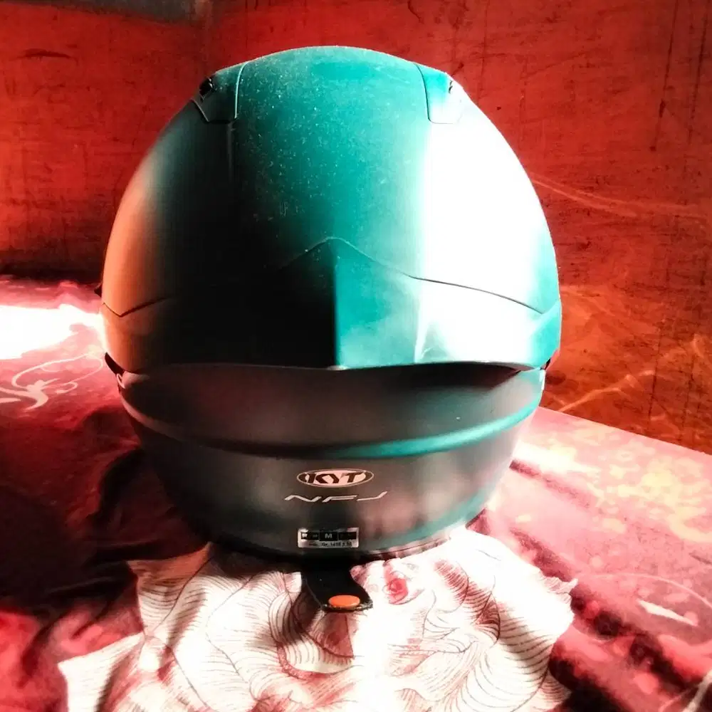 KYT NFJ ,ukuran M ,Kondisi 1 tahun