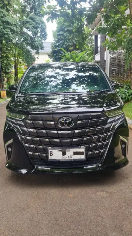 Toyota Alphard 2024 2.5 Bensin