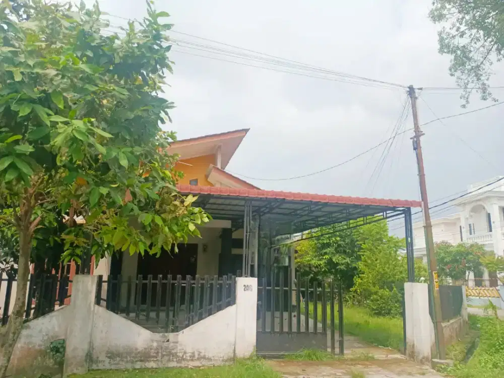 Rumah Hook Luas Siap Huni Semi Furnished Marelan Indah