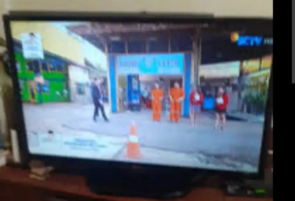 Dibeli tv led   rusak