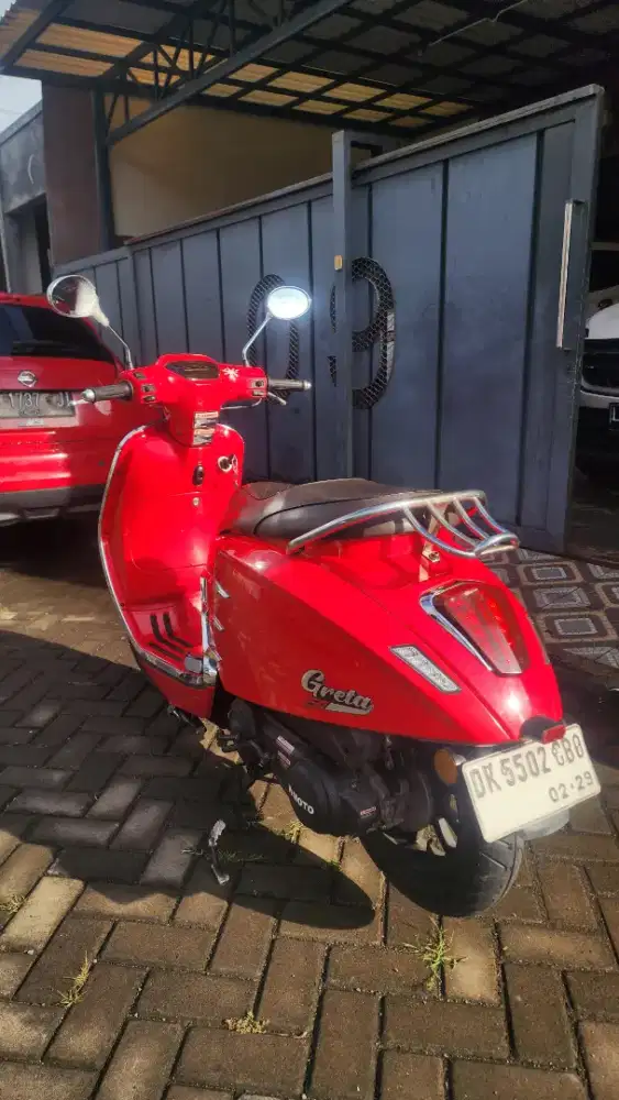 Vespa WMoto Greta 150 th 2024