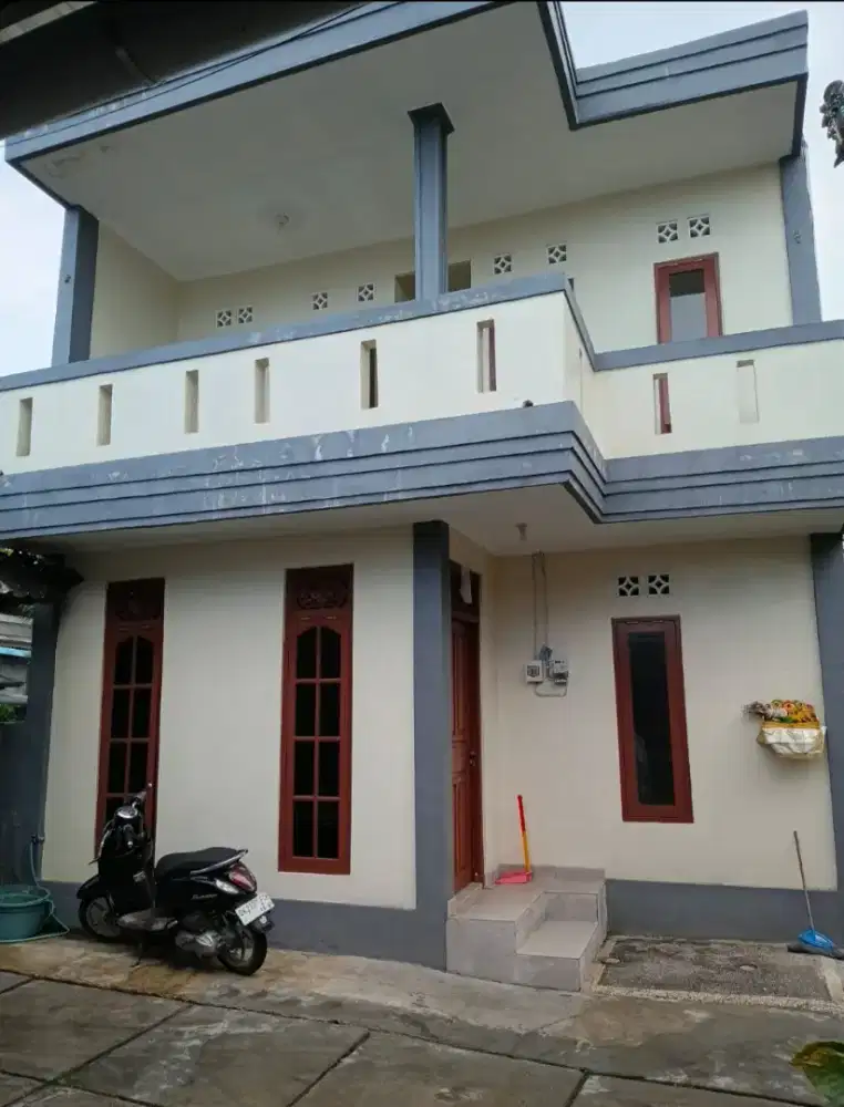Disewakan rumah lantai 2 di Jl Gunung Talang Denpasar Bali