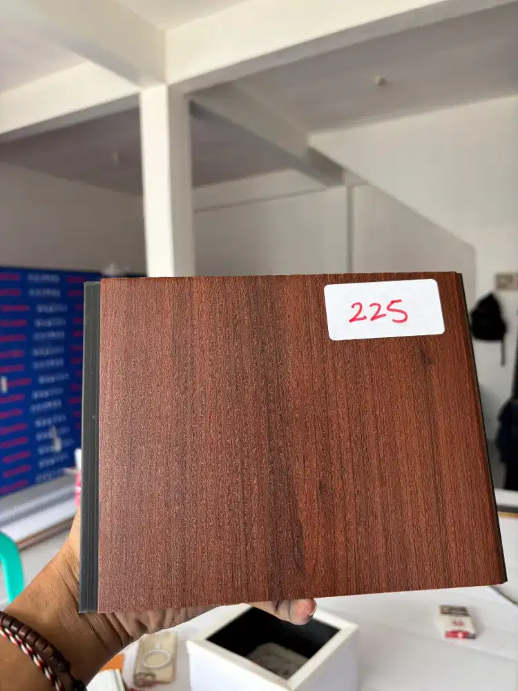 Bahan plafon pvc coklat motif kayu