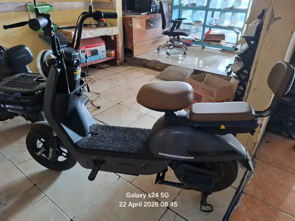 Sepeda listrik exotic