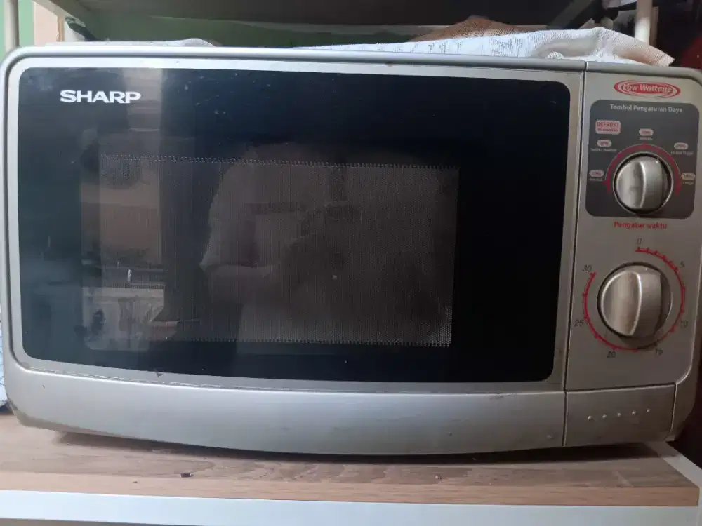 Jual mikrowave seken, tdk d pakai lg, jual cepat aj