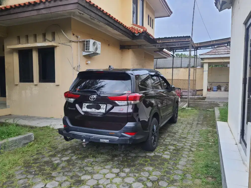 Toyota Rush 2018 Bensin