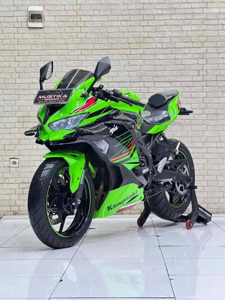 Kawasaki Ninja ZX25RR tahun 2024