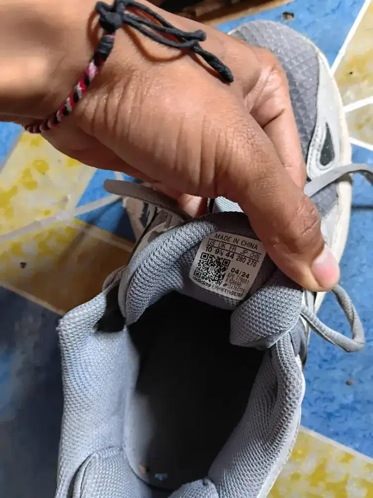 Sepatu adidas basket ori