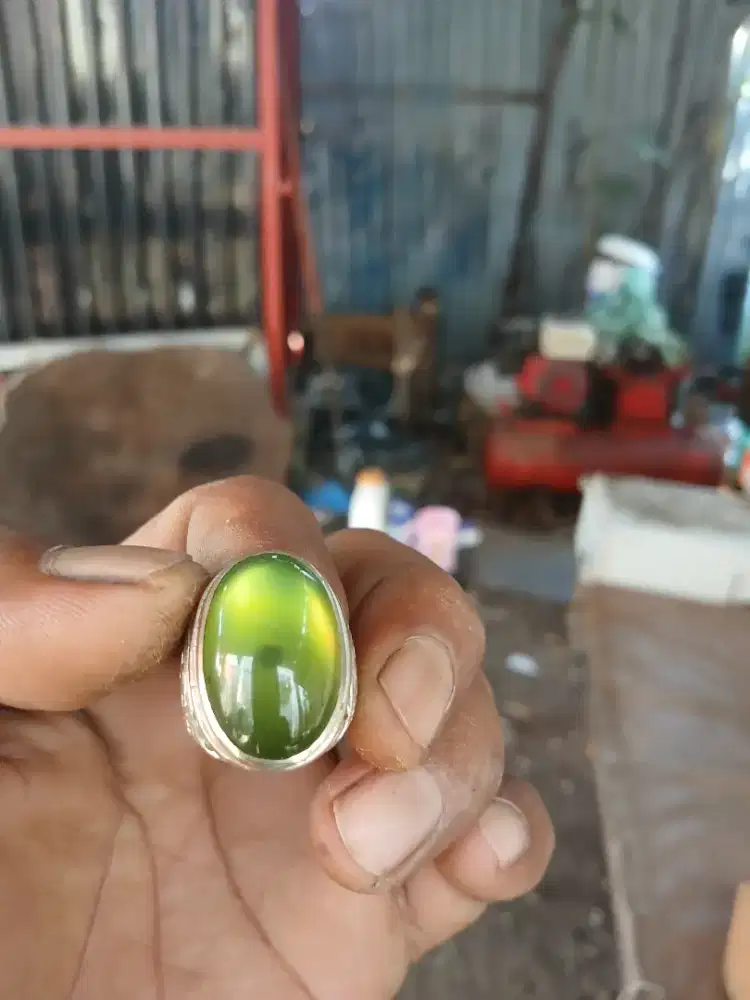 Giok super bening berminyak giwang,layak perak