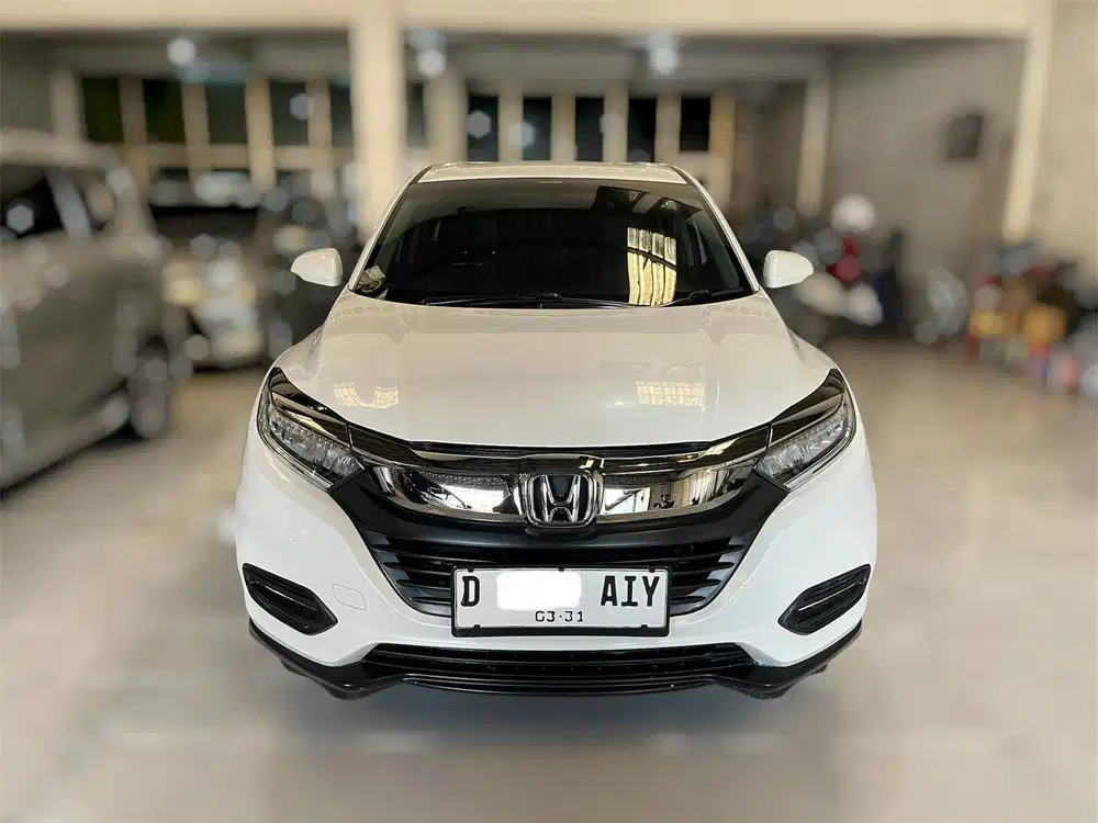 Honda HR-V SE AT 2021 putih HRV low km