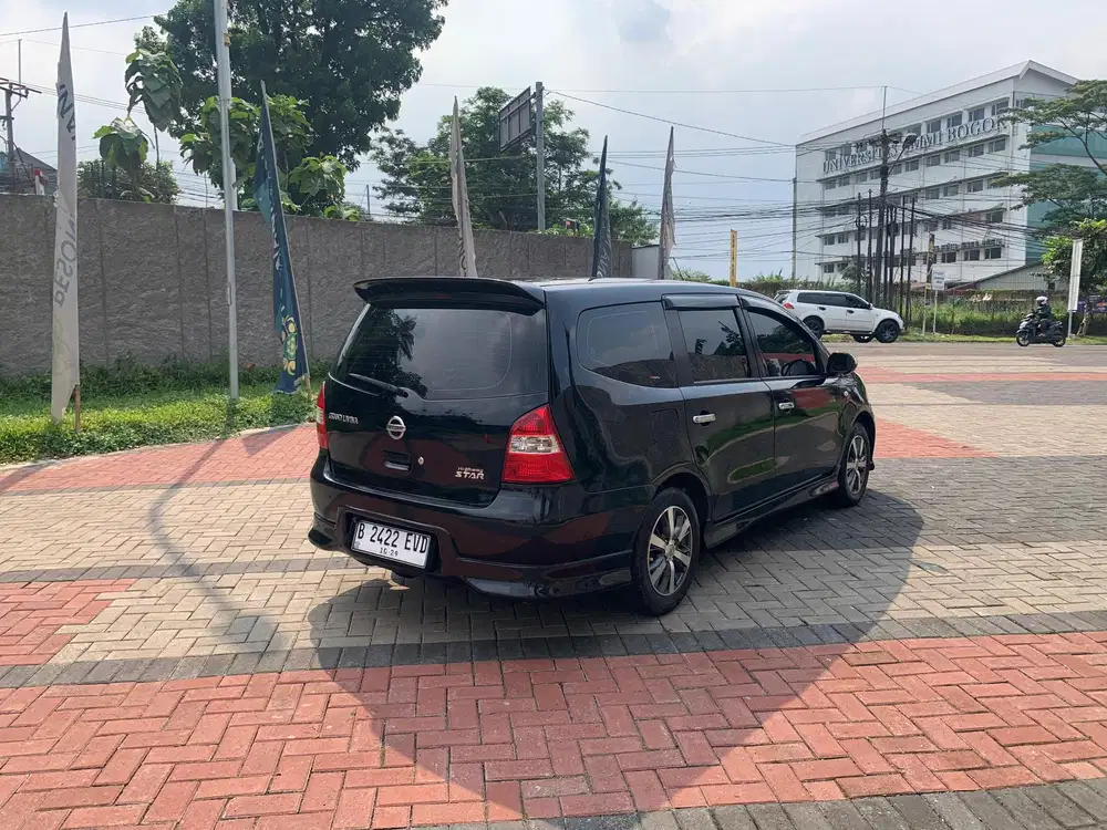 Nissan Grand livina HWS manual 2013 Bensin