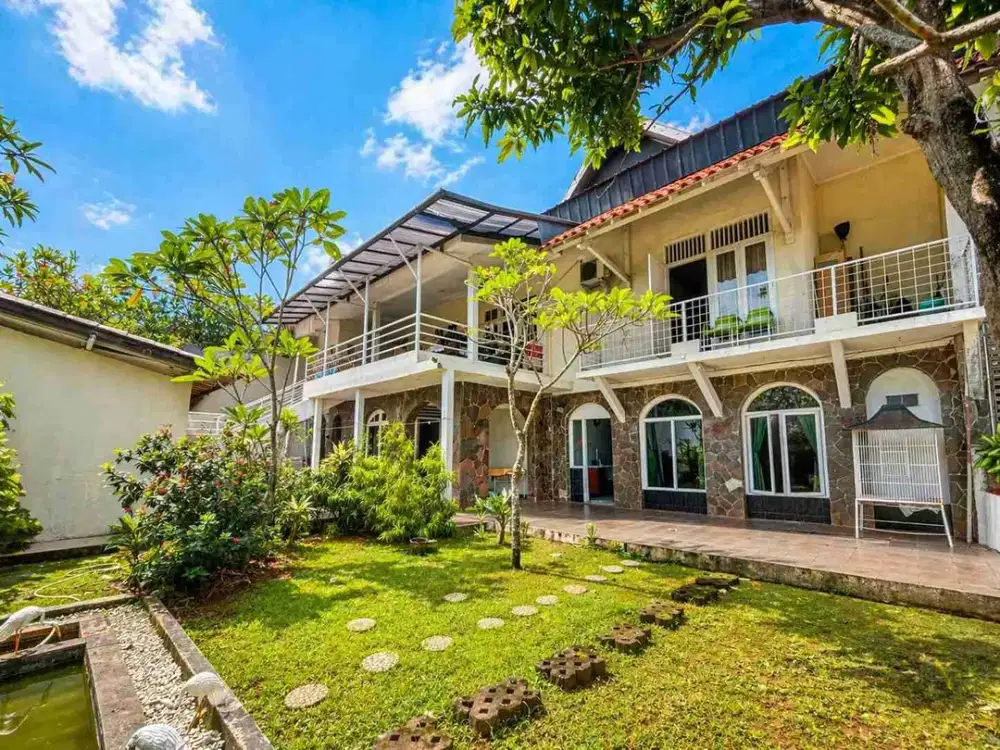 Runah Luas Hitung Tanah Komplek Cinere nuansa adem ala villa