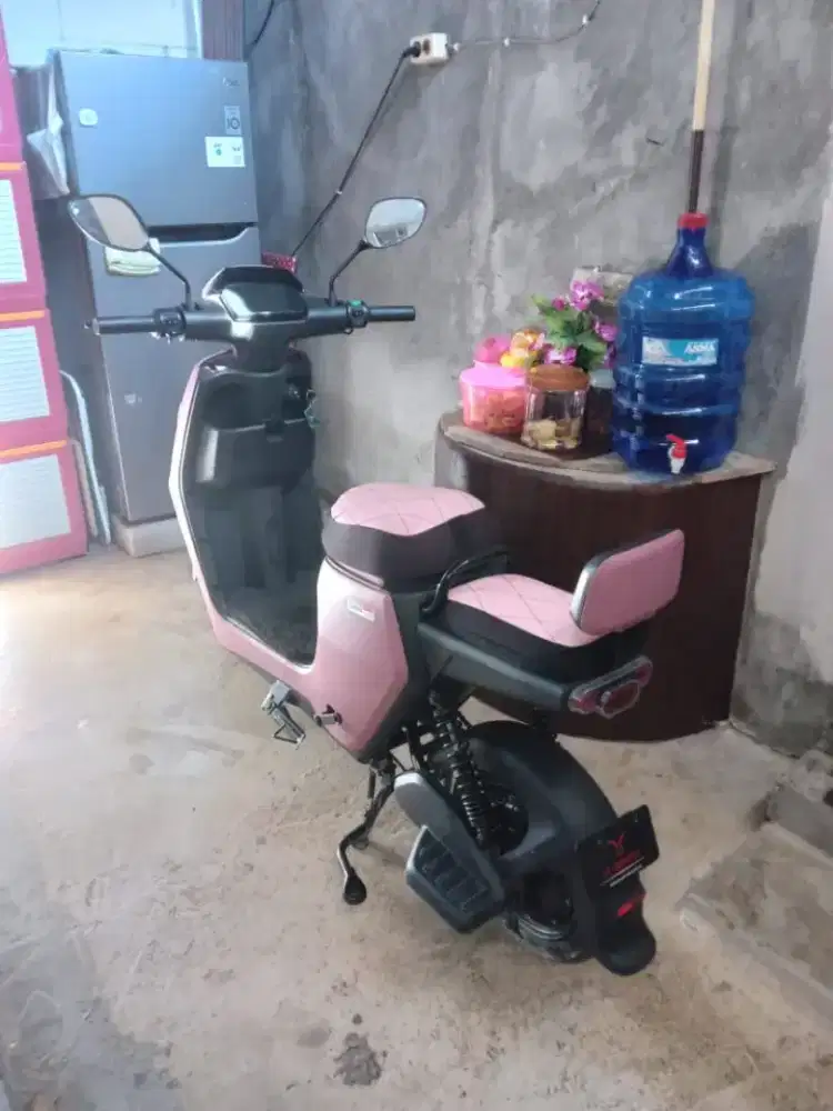 Sepeda listrik dijual