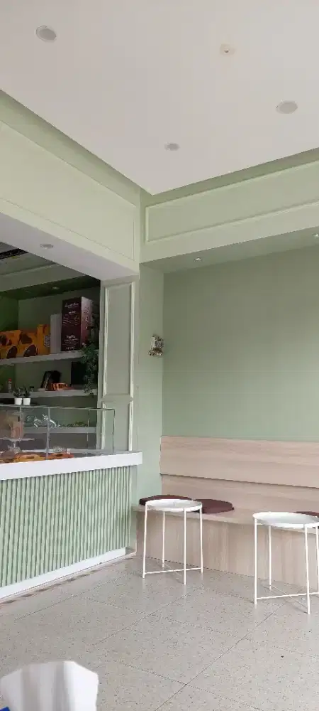 Dicari karyawan wanita umur 18-25 thn