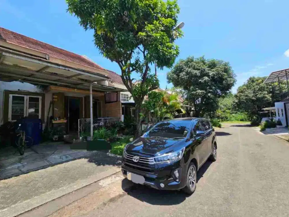 dijual rumah 1.5 lantai di Legenda Wisata cibubur