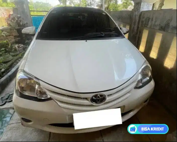 Etios Valco Type E 2013