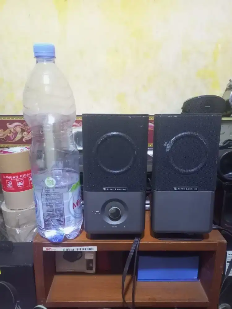 Speaker aktif altec lansing 220