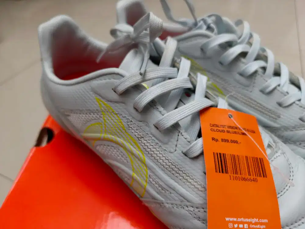 Sepatu Bola Ortus ORI