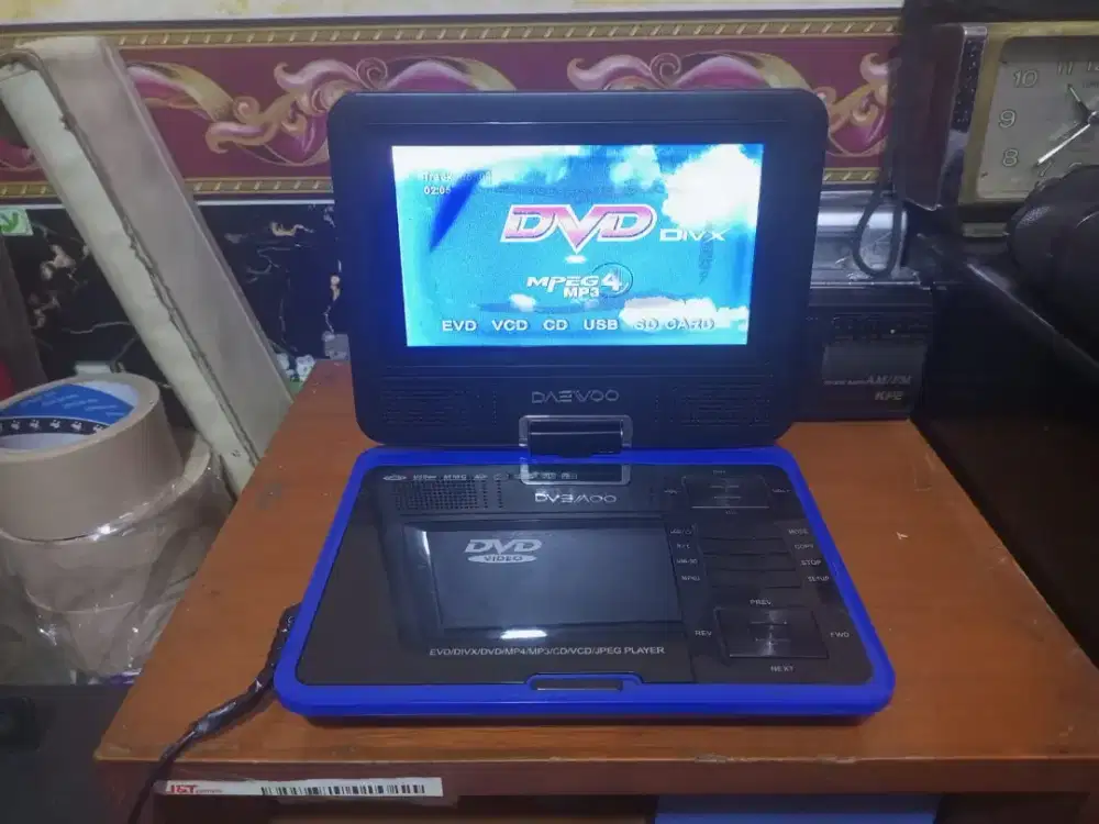 DVD portable daewoo 7 inc