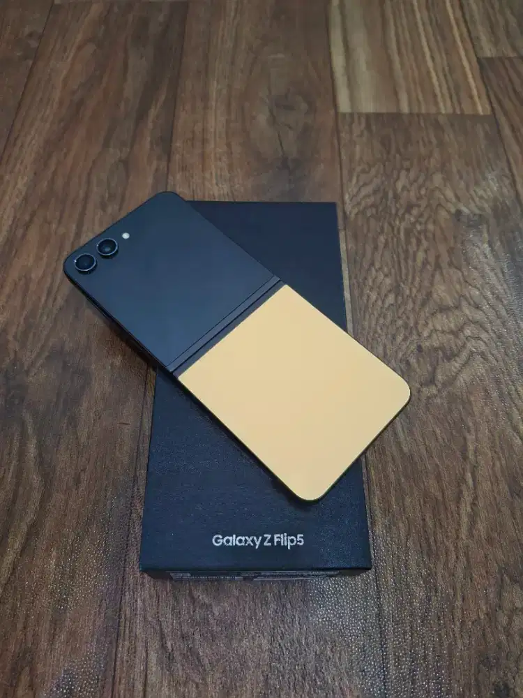 2ND SAMSUNG GALAXY Z FLIP 5 8GB/512GB YELLOW LIKE NEW