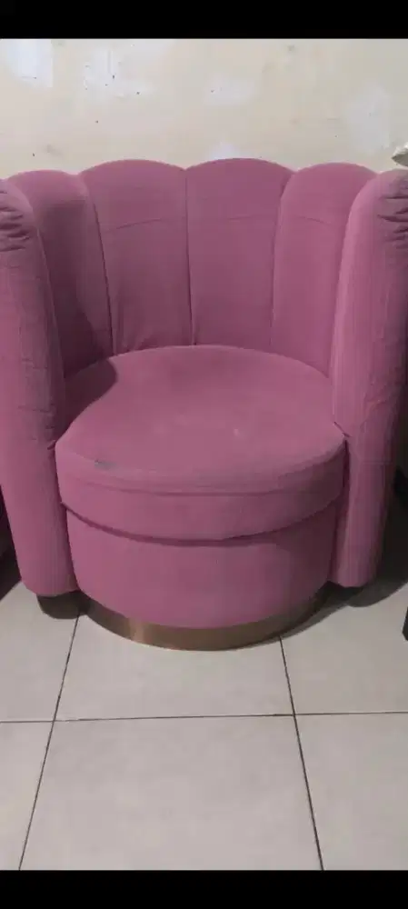 Sofa warna pink