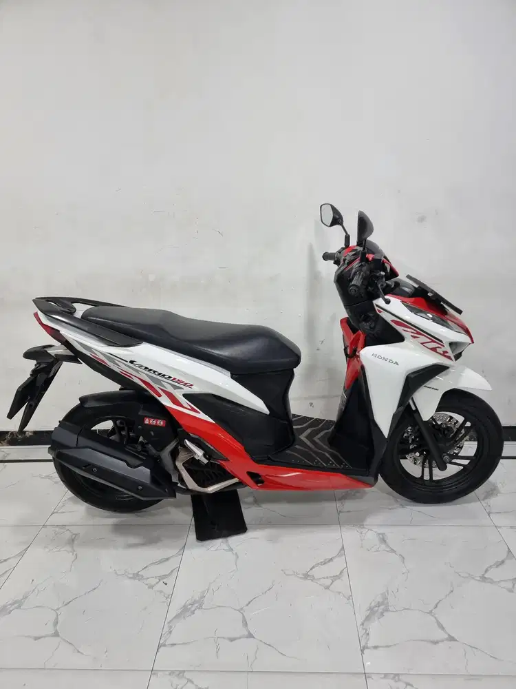 Honda Vario 150 Keyless ESP CBS ISS LED Fi 2021 bulan 2 Kredit DP 2 JT