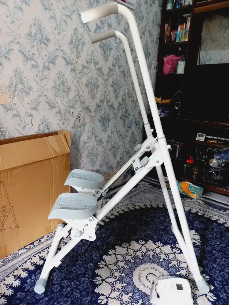 STEPER PANJAT NOVA  ( tangga pendaki kardio lipat )