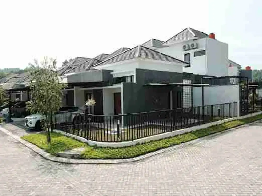 RUMAH MEWAH BERNUANSA ALAM PANDANARAN AVENUE