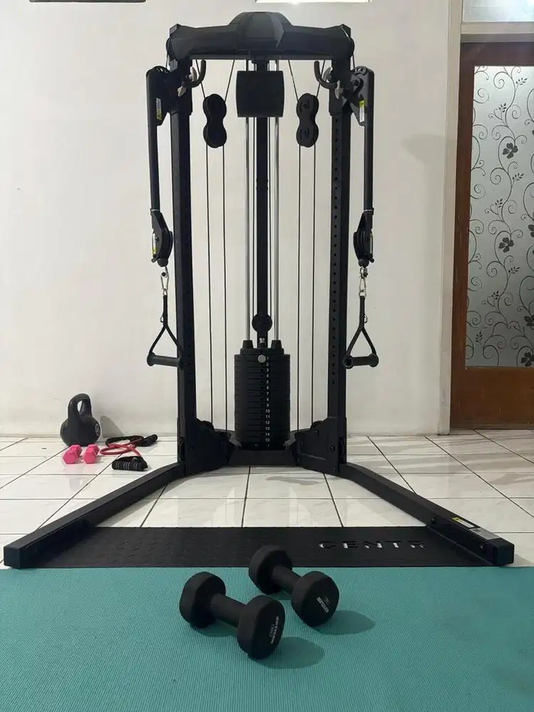 Alat fitness dan latihan beban