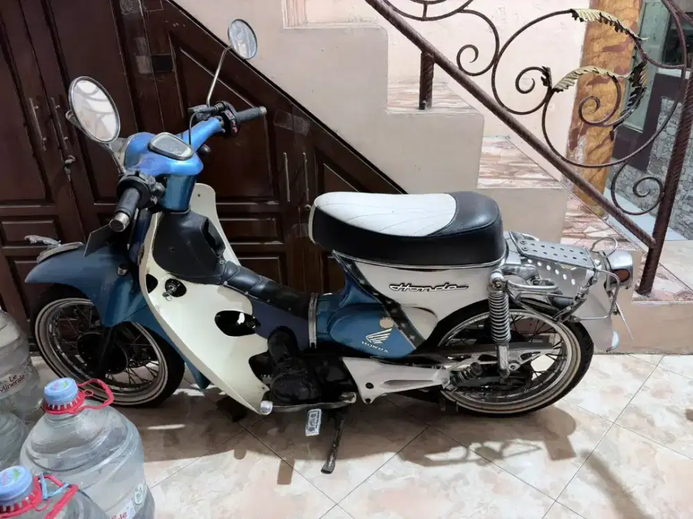 sepeda motor model Honda ulung
