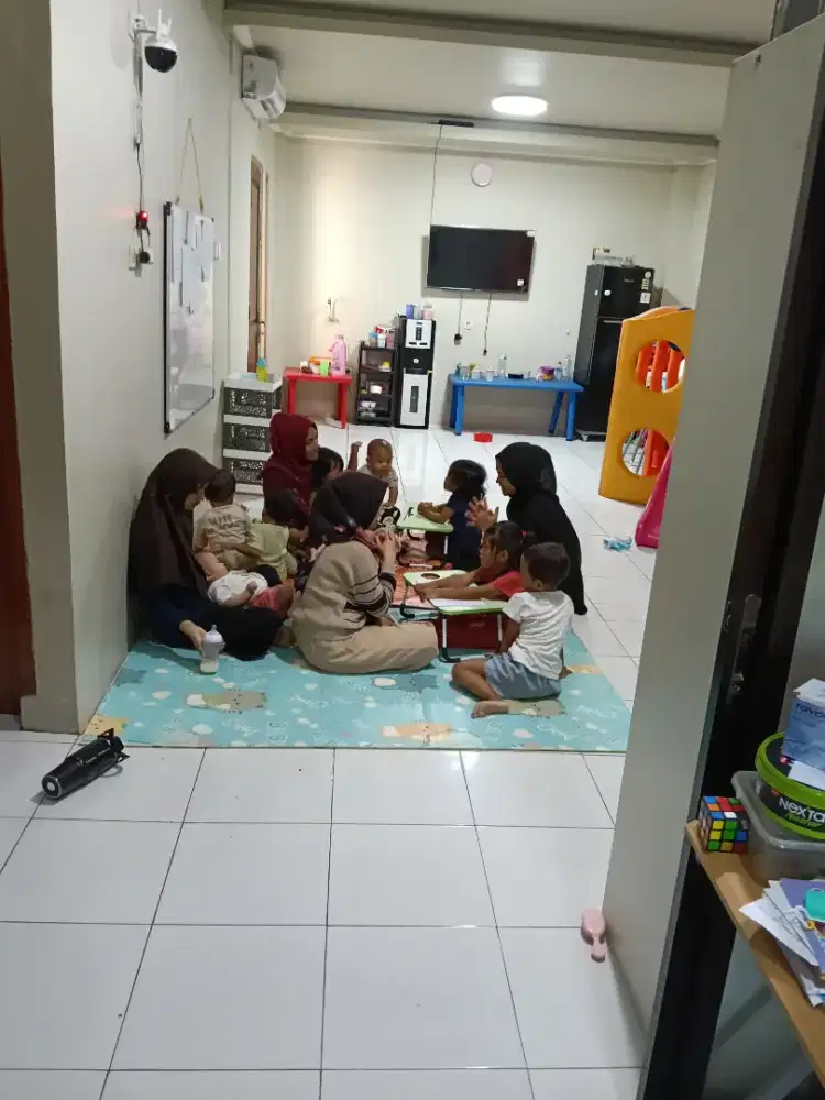 Dicari kepala pengasuh daycare