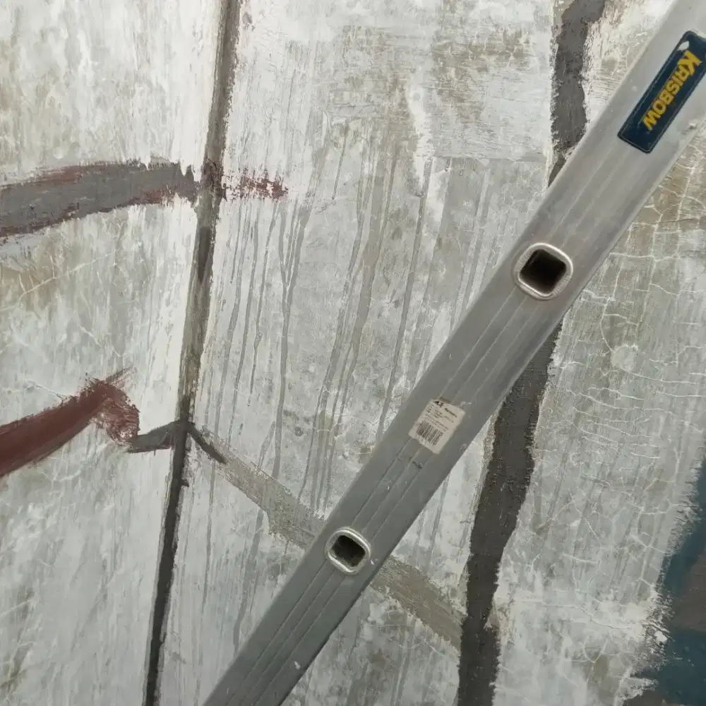 Pengerjaan renovasi cat ulang bocoran benerin plapon