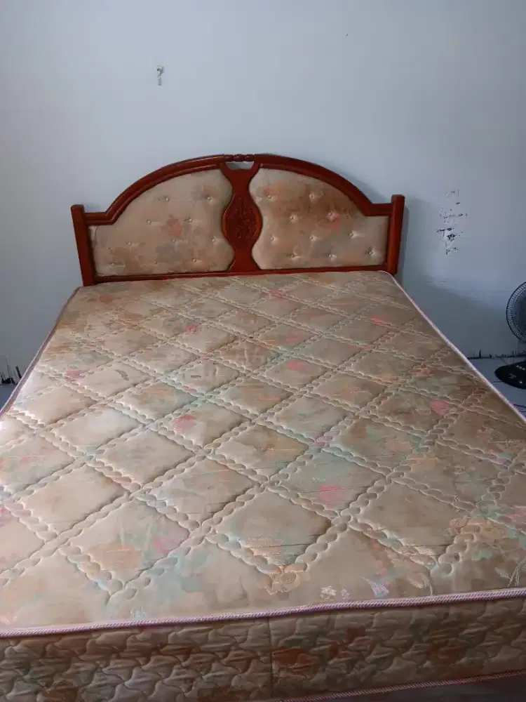 Bismillah murah Central Sringbed dan bufet tivi Kayu Jati Asli