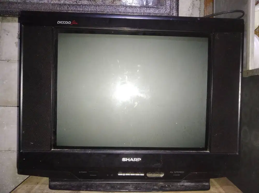 Numpang jual gan tv tabung 21 in sma setbox nya