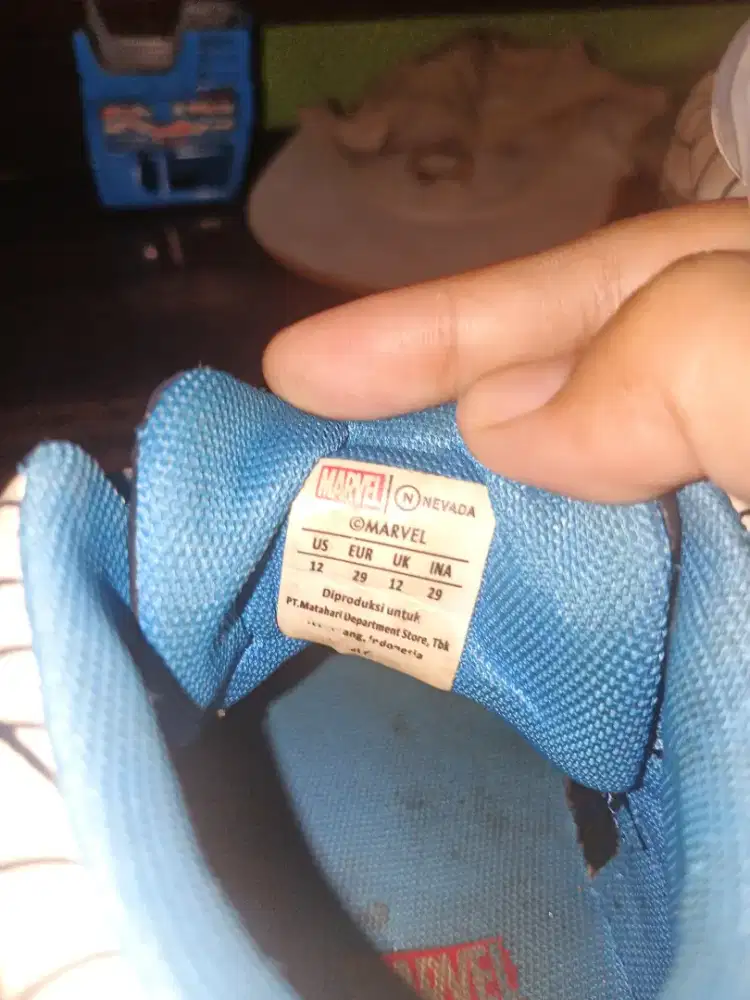 Sepatu UK 29 anak TK