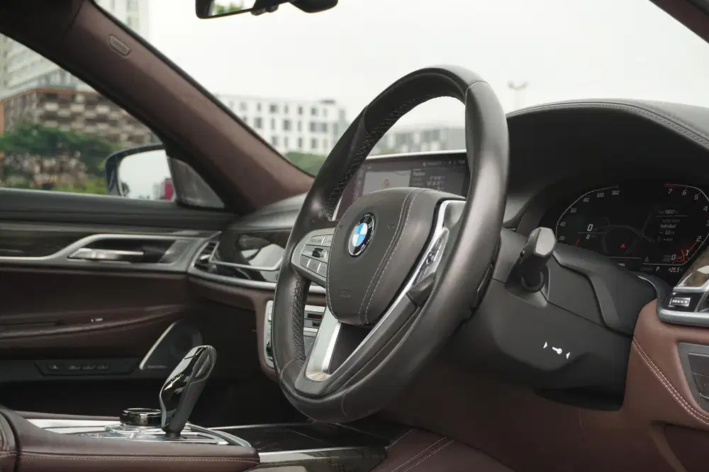 740li G12 Opulence
B58 2019 / 2021